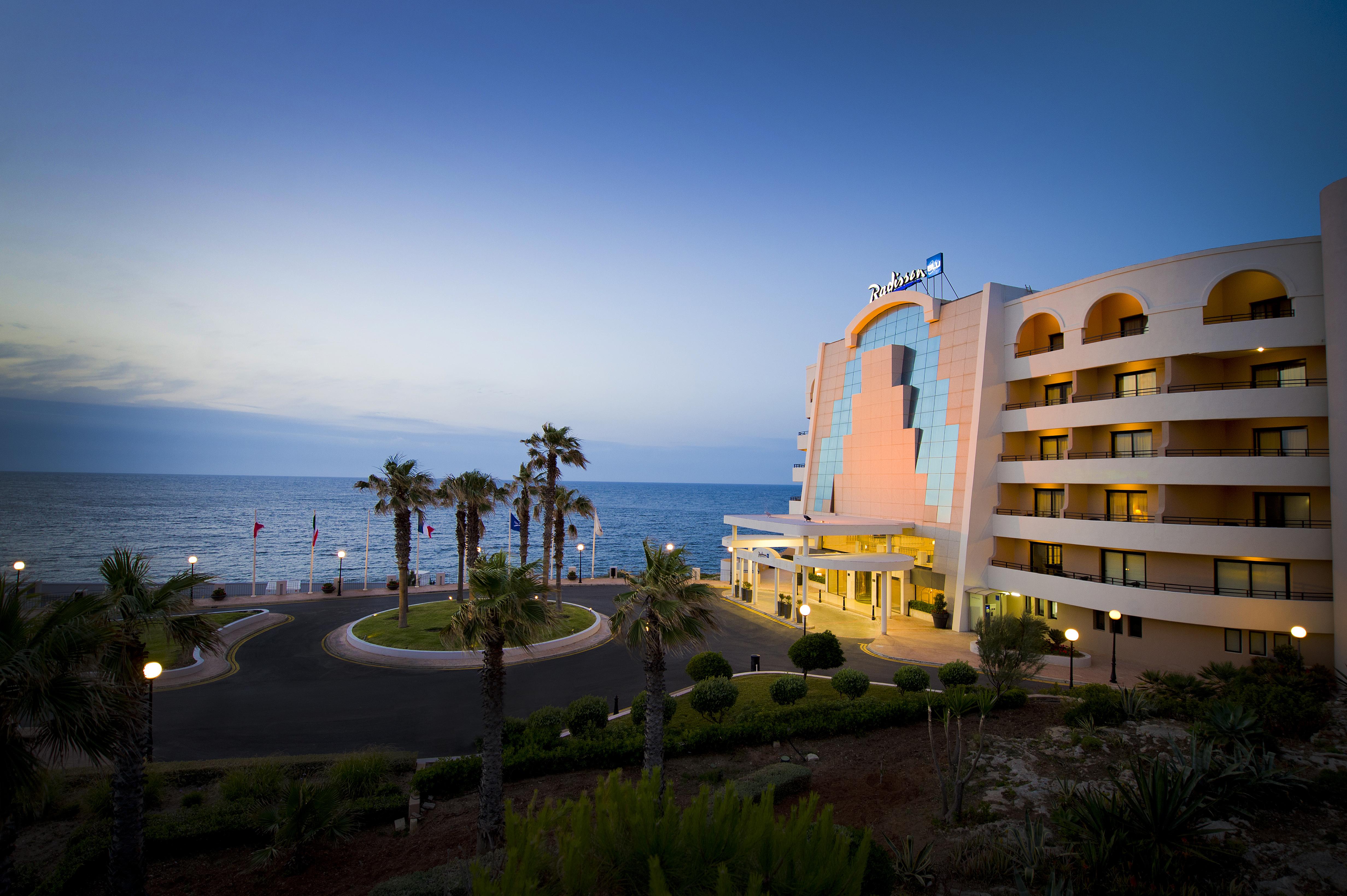 Radisson Blu Resort, Malta St. Julian'S Exterior foto The Grand Hotel
