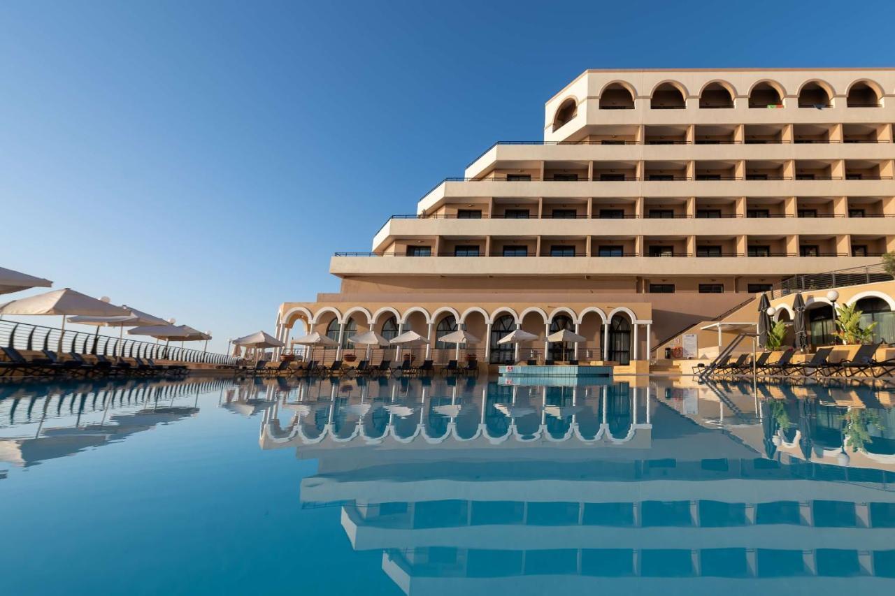 Radisson Blu Resort, Malta St. Julian'S Exterior foto The Westin Resort & Villas, Naoussa, Paros